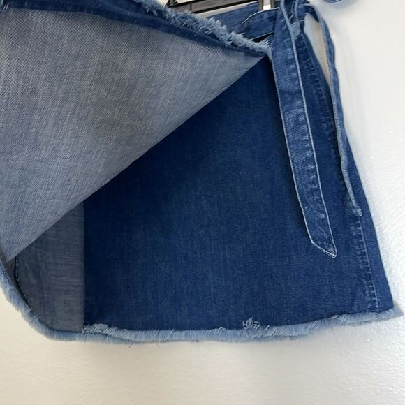Madewell Raw-Hem Mini Wrap Skirt in Cardiff Wash sz 12 - Picture 4 of 9